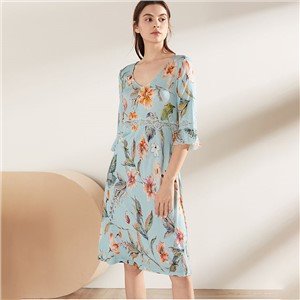 Cartoon Print Medium Length Fashion Slim and Fresh Women' S Korean Edition Nightgown ...